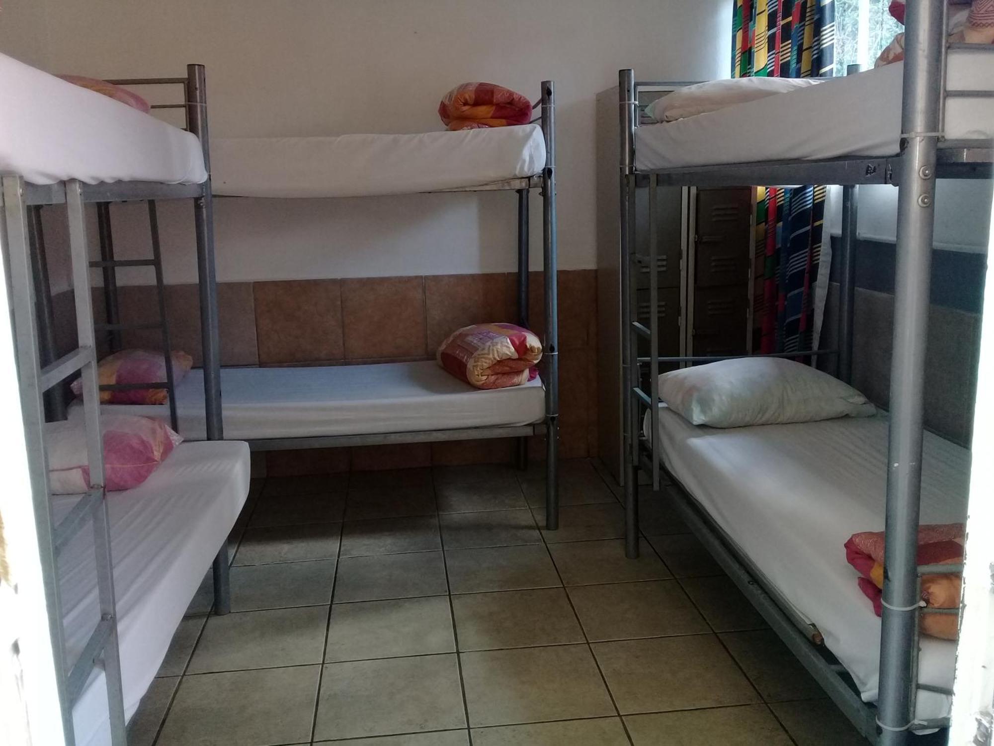 Accoustix Backpackers Hostel Йоганнесбурґ Екстер'єр фото